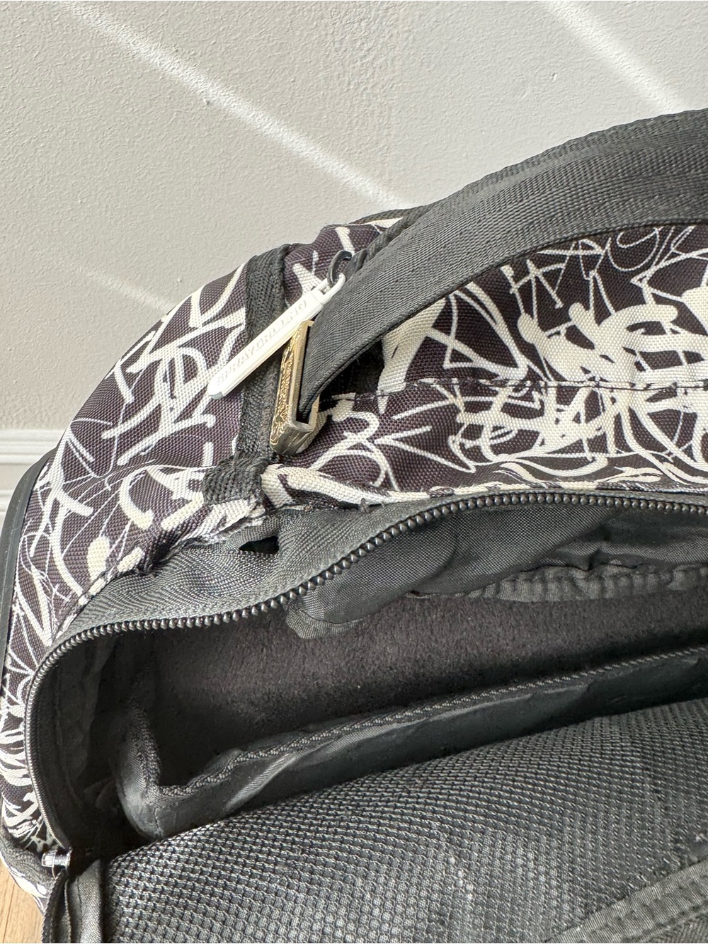 Sprayground Graffiti Shark Backpack - Picture 5 of 7